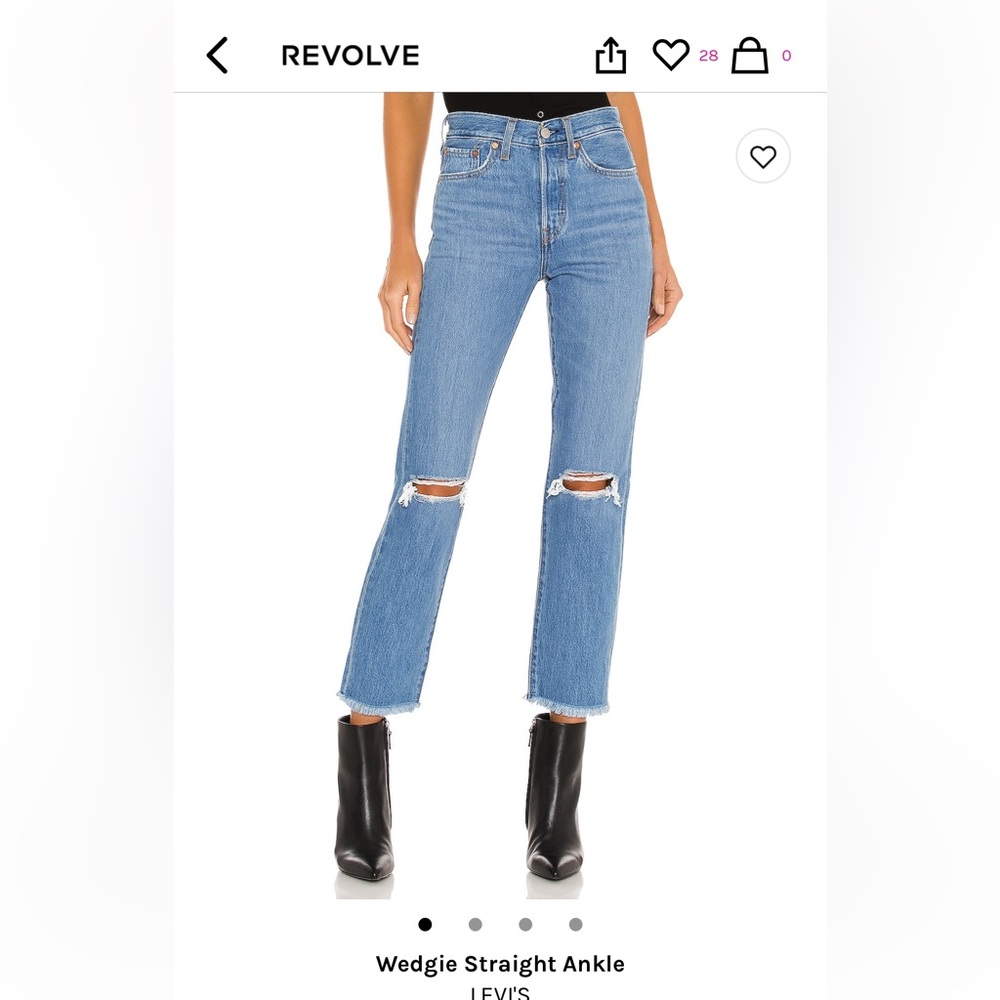 Wedgie Straight Ankle Button Fly Levi’s Size 28